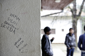 klikni za uvećanje ...I GRAFITI: Tražioci azila u Bogovađi