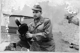 USPOMENA IZ ALŽIRSKOG RATA: Stevan Labudović u uniformi FLN, 1960.<br><br>foto: arhiva porodice labudović