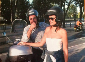 klikni za uvećanje LEPI TRENUCI: U Parizu sa Biljanom Srbljanović...