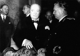 klikni za uvećanje POSLE 1948: Josip Broz Tito sa Vinstonom Čerčilom (videti i sliku nad tekstom)