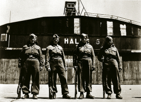 klikni za uvećanje SLIKE IZ ŽIVOTA: Partizanke;...