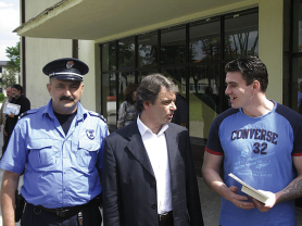 klikni za uvećanje General Milan Obradović i<br> nagrađeni pesnik